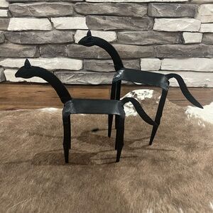 Elegant Black Metal Horse Sculptures